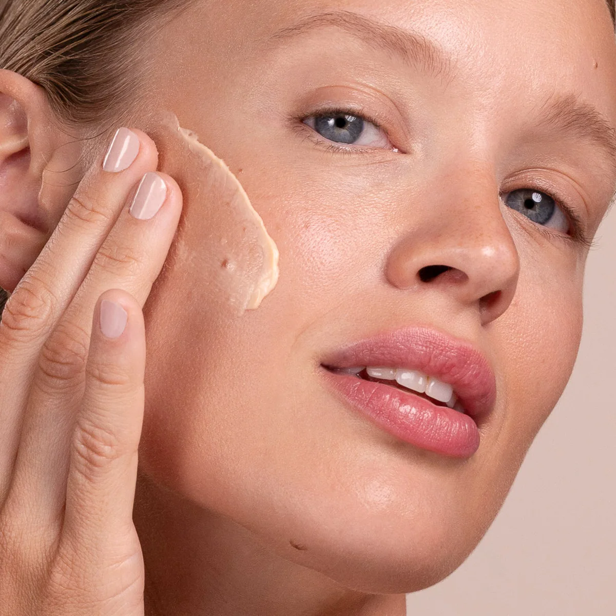 Eminence Organics Apricot Whip Moisturizer - Image 3