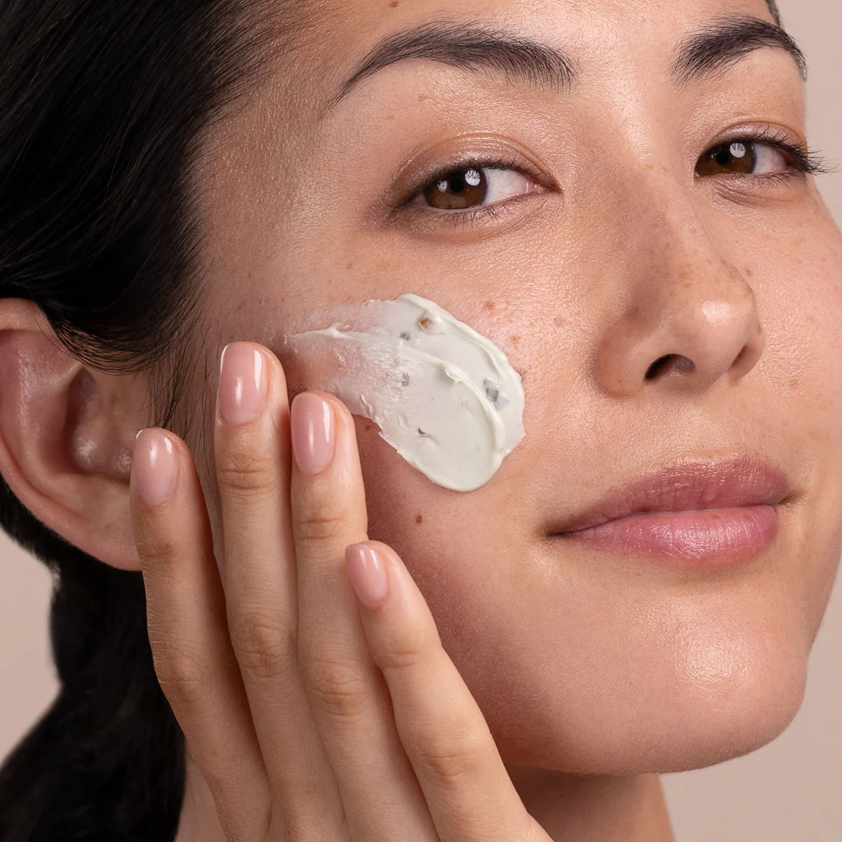 Eminence Organics Bright Skin Masque - Image 3