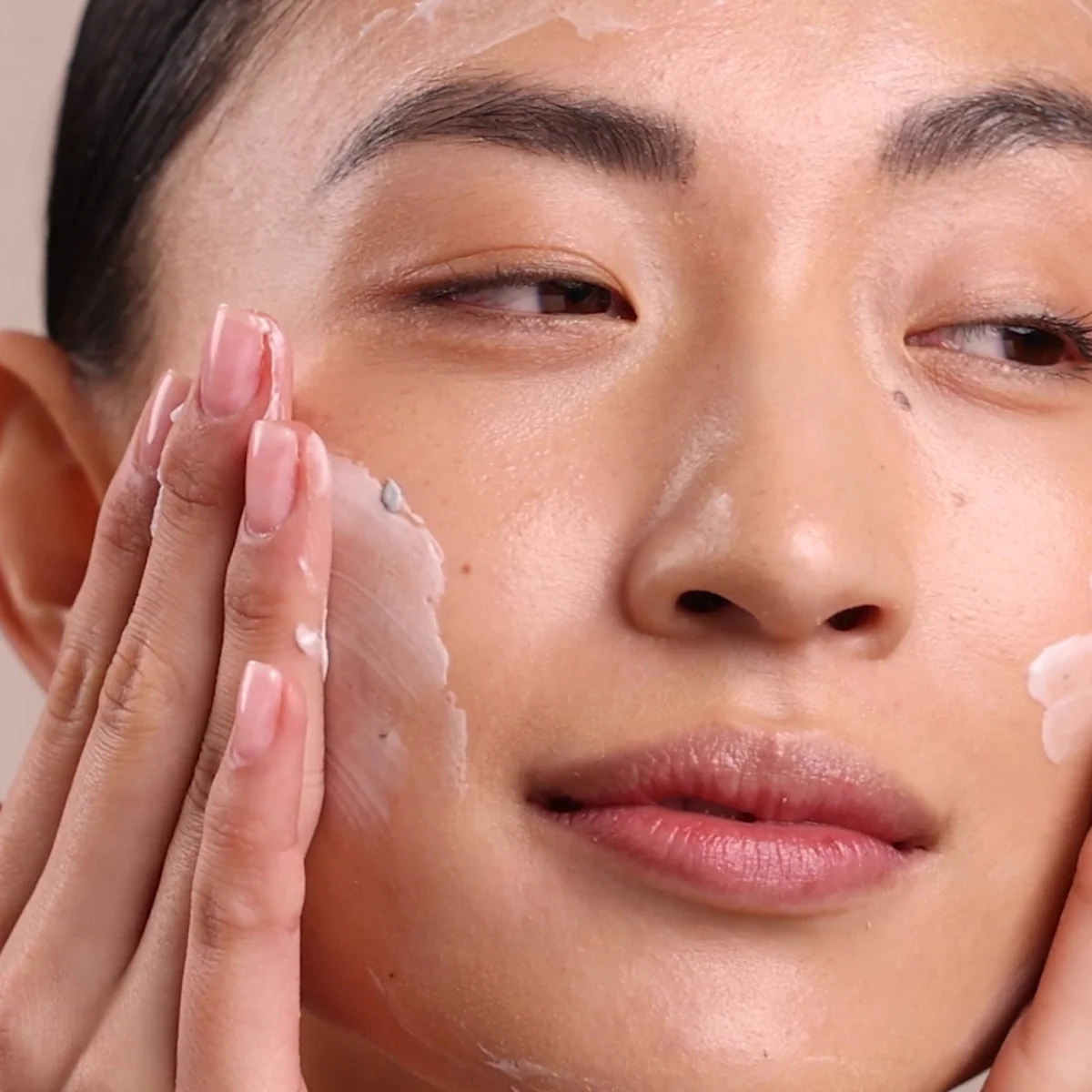 Eminence Organics Clear Skin Probiotic Masque - Image 3
