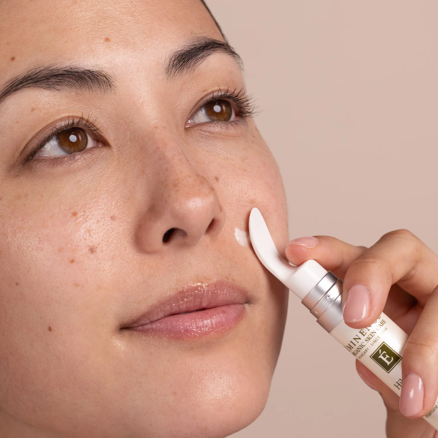 Eminence Organics Hibiscus Instant Line Filler - Image 3
