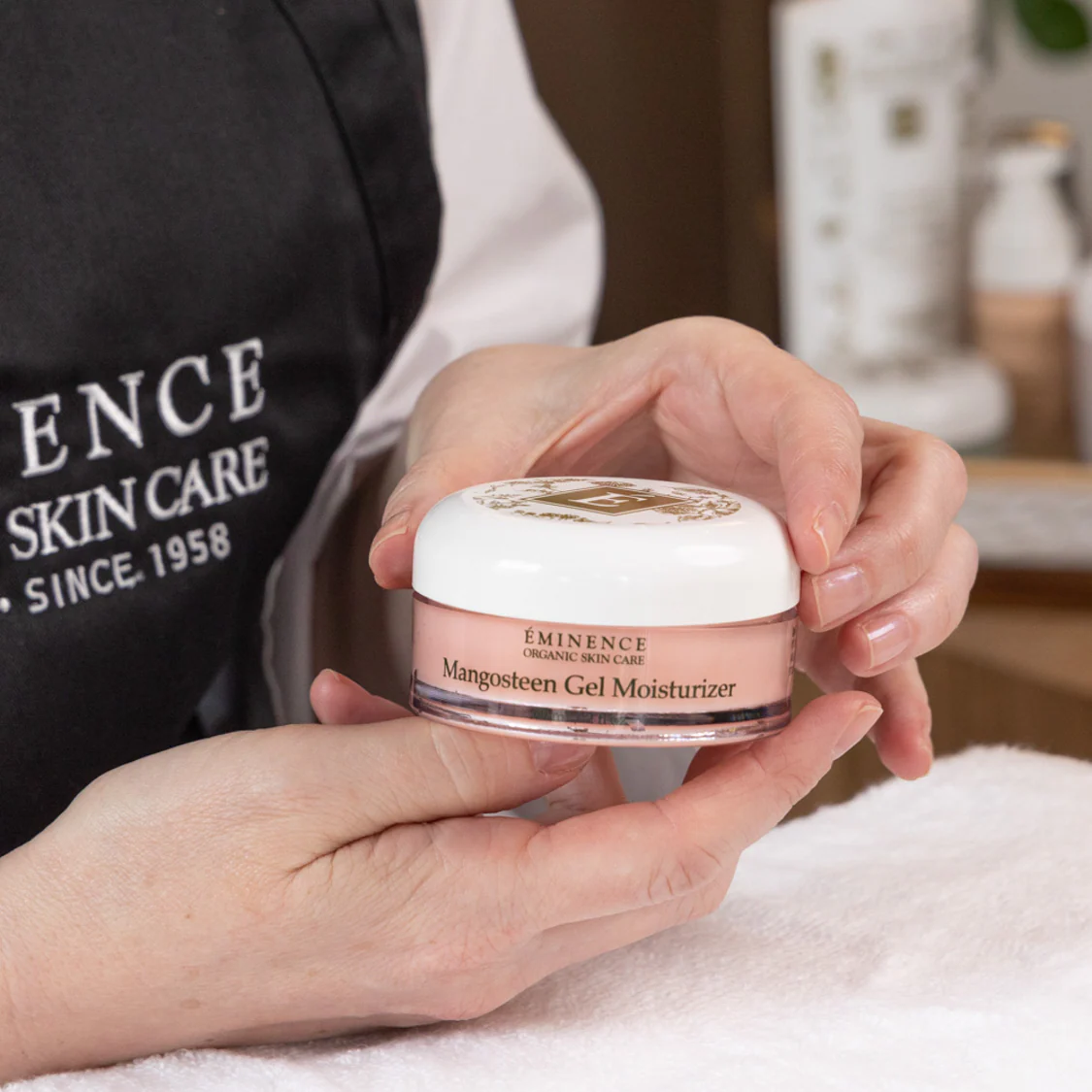 Eminence Organics Mangosteen Gel Moisturizer - Image 4