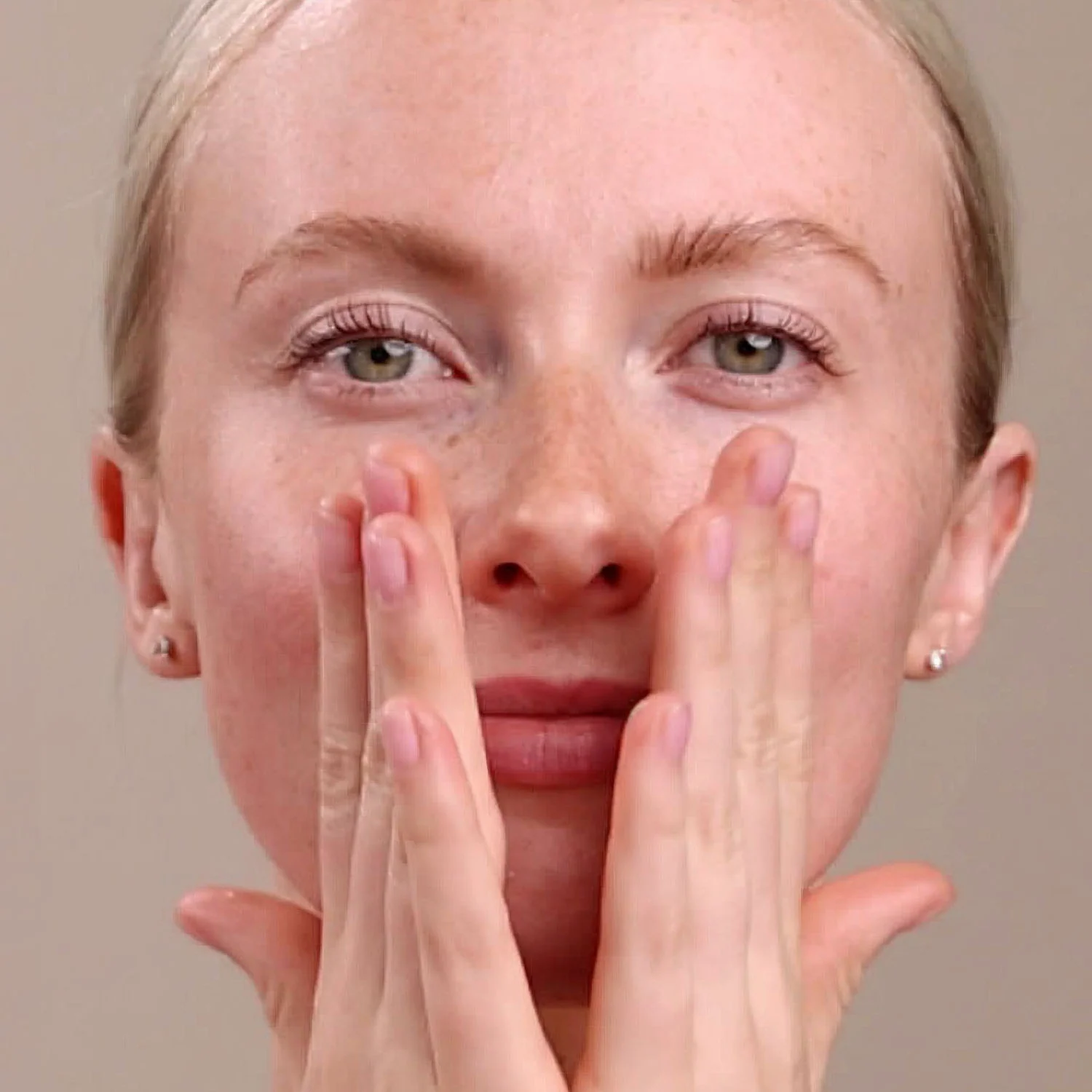 Eminence Organics Marine Flower Peptide Serum - Image 3