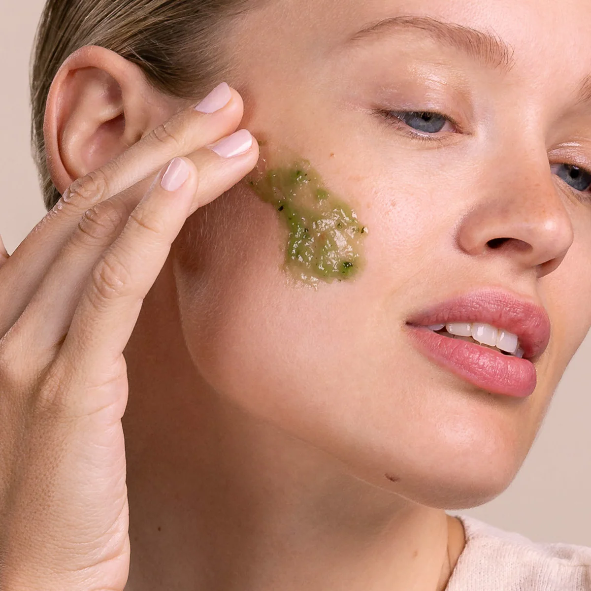 Eminence Organics Stone Crop Masque - Image 3