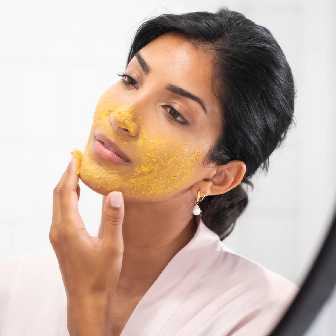 Eminence Organics Turmeric Energizing Treatment - Image 3